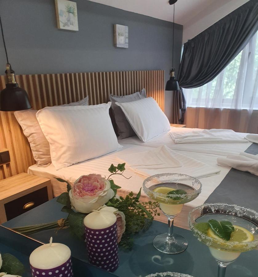 Kamelia Guest Rooms Kazanlak Exterior photo